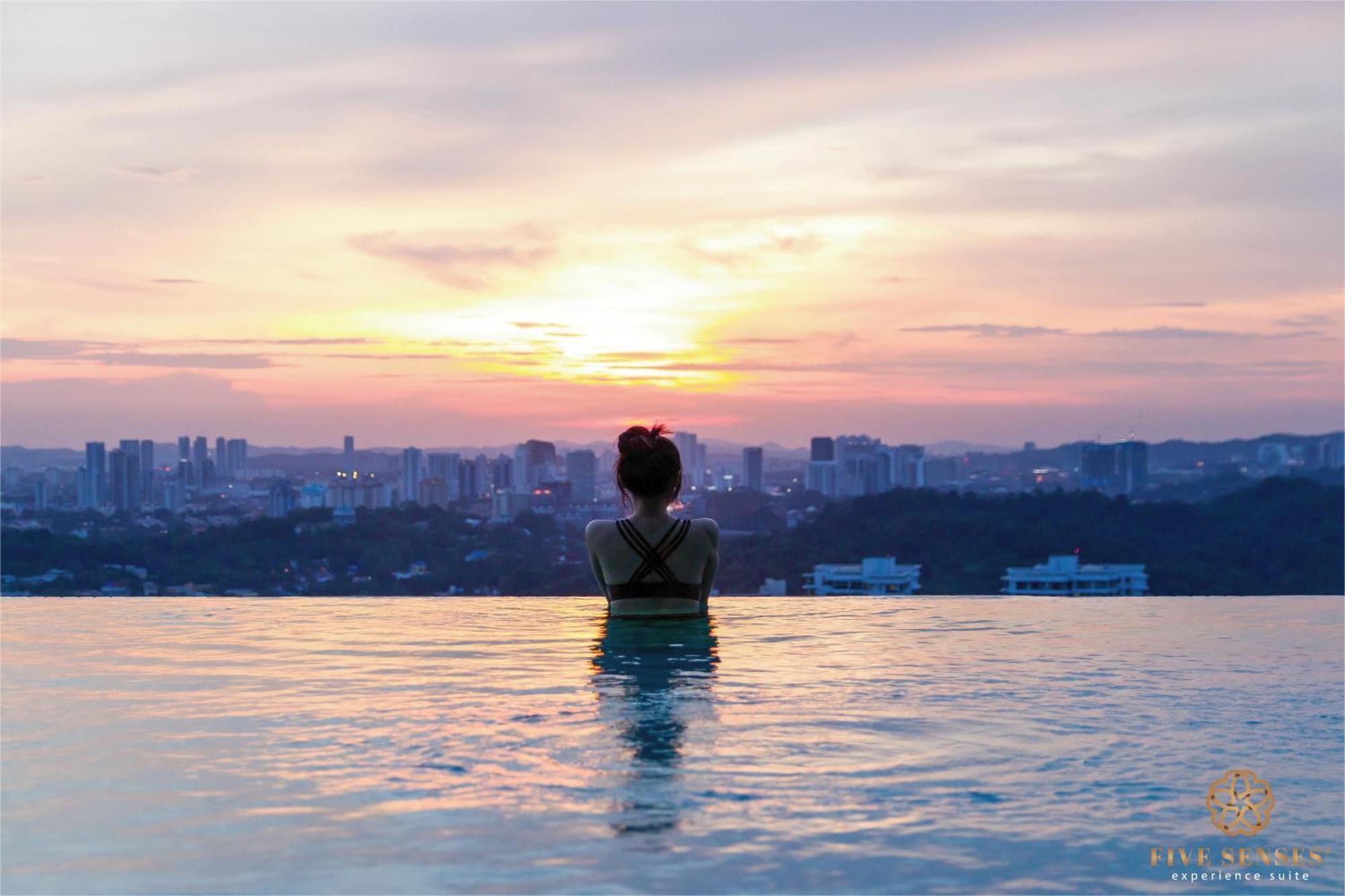 Viia Residences Kuala Lumpur, Five Senses Exteriör bild